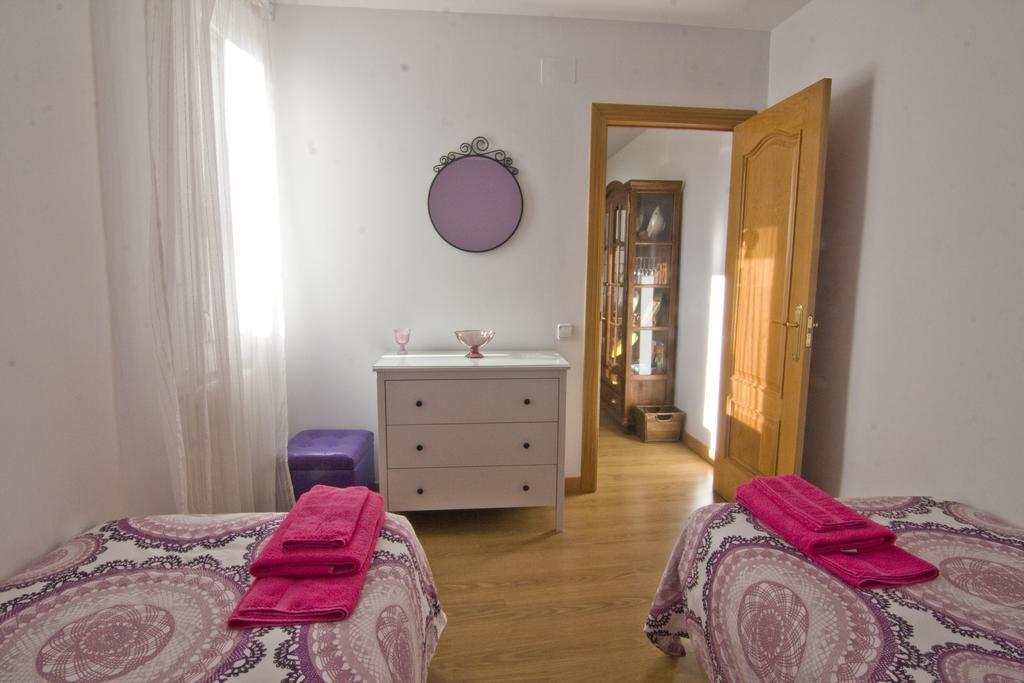 Atico Latina Apartment Мадрид Стая снимка