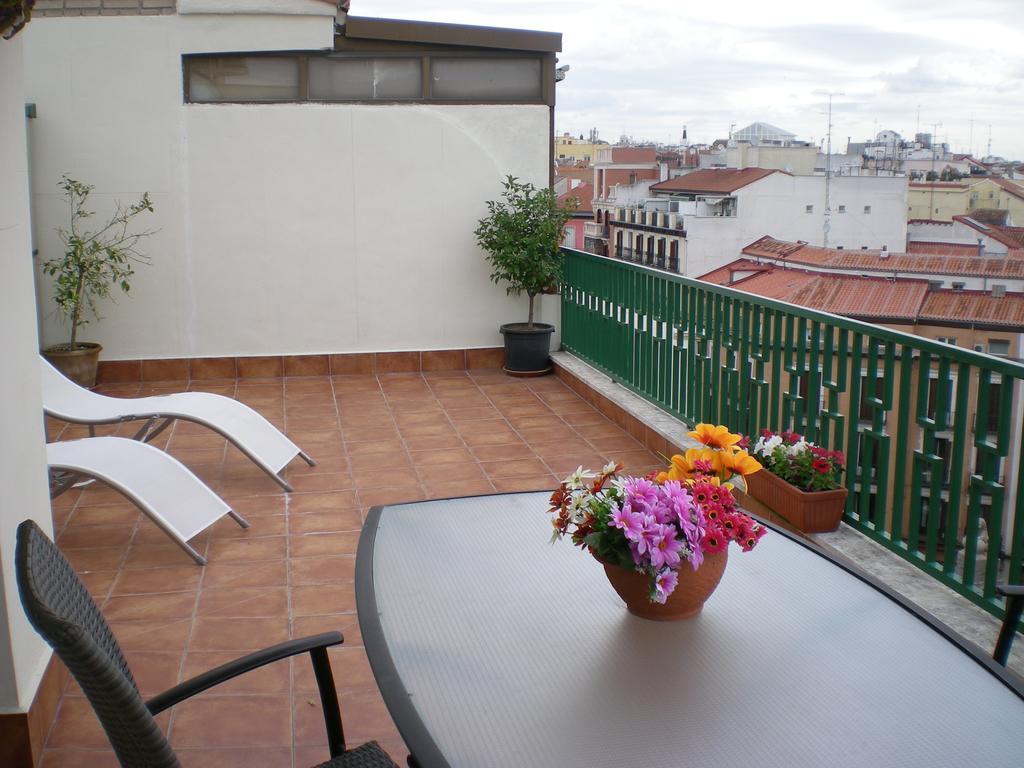 Atico Latina Apartment Мадрид Екстериор снимка