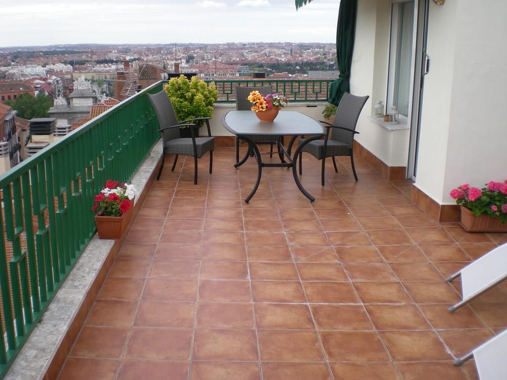 Atico Latina Apartment Мадрид Екстериор снимка